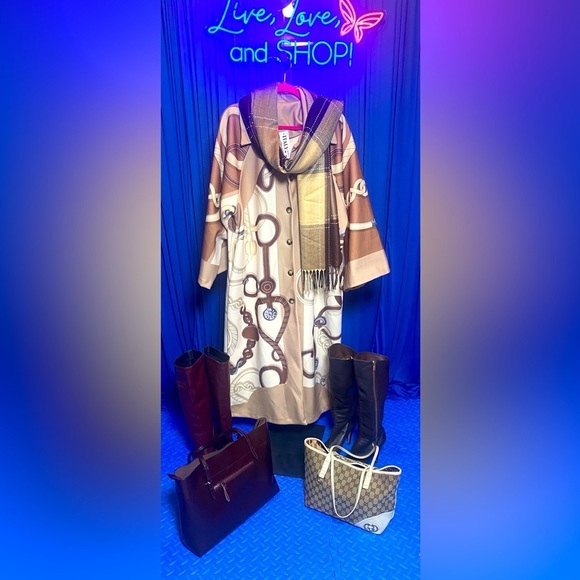 Brown, Beige, & Cream Oversized Coat w/Chain Links Pattern Design, NWT - Picture 6 of 13